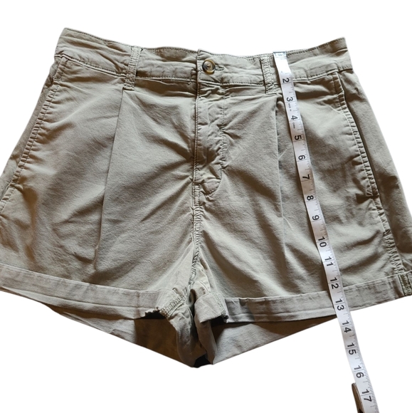 Women's AE Pleated High Rise Olive Green Stretch Shorts Cuffed Size 8 - Picture 7 of 13